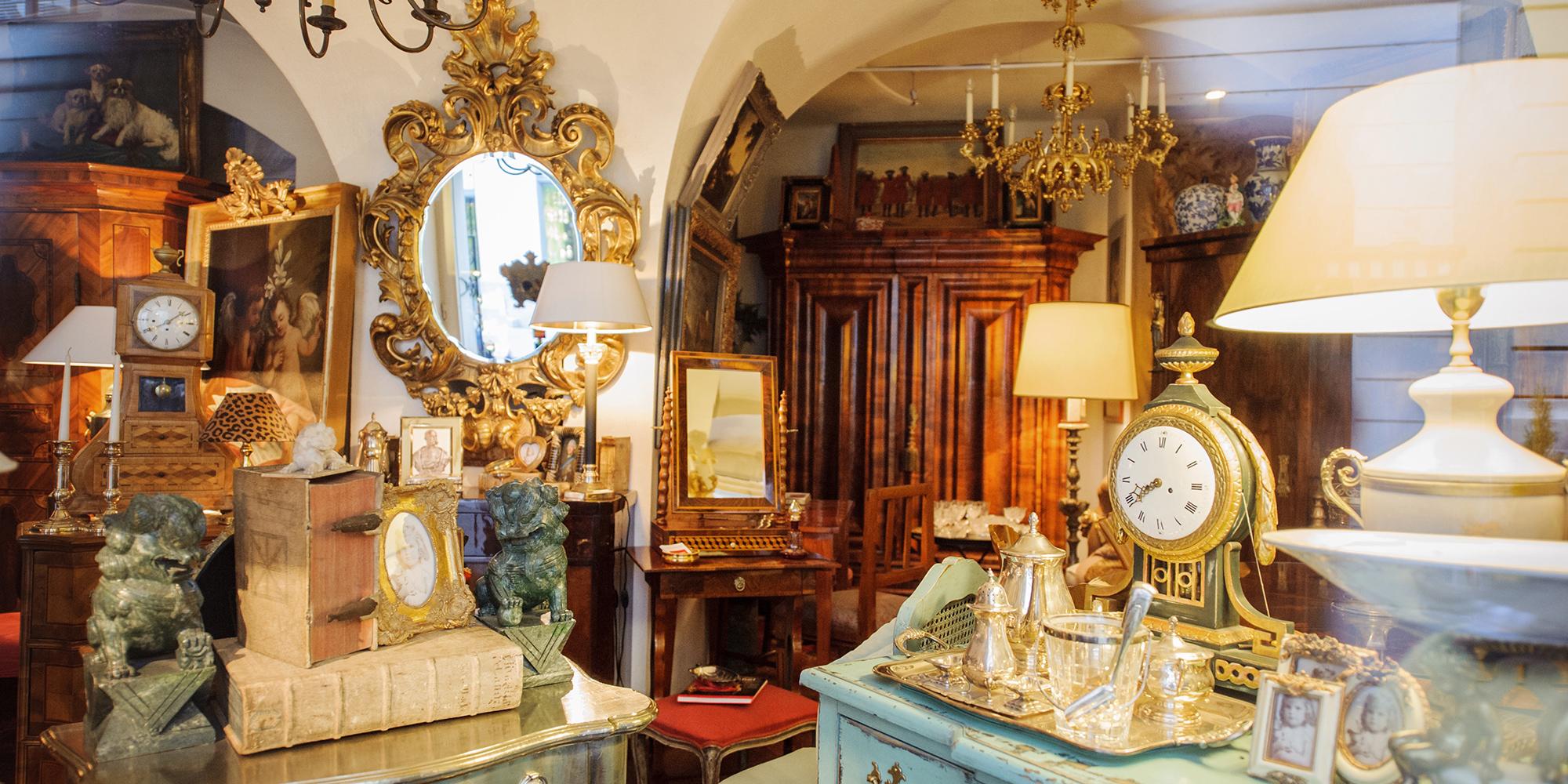 SALON DES ANTIQUAIRES